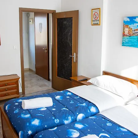 Konukevi Venice Star House